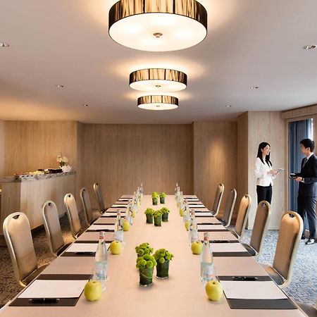 Hotel Courtyard By Marriott Shin-Osaka Station Exteriér fotografie Meeting room